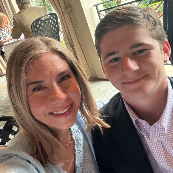 Meet your Posher, Catherine - Picture 4 of 4